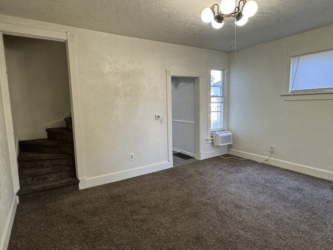 Photo - 2325 McKinley Ave