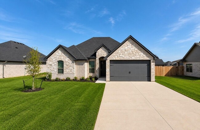 Building Photo - 4-2 on FW Side of Town