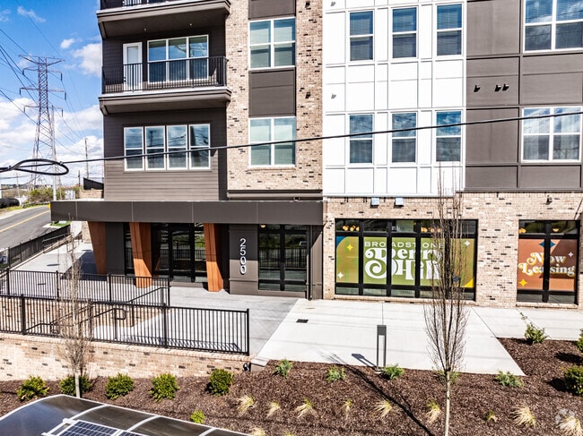 Photo - Broadstone Berry Hill