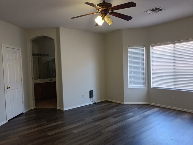 Dormitorio principal - 14634 W Ventura St