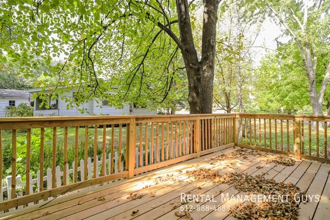 Photo - Stunning 4 Bedroom Home! Wayzata School District!