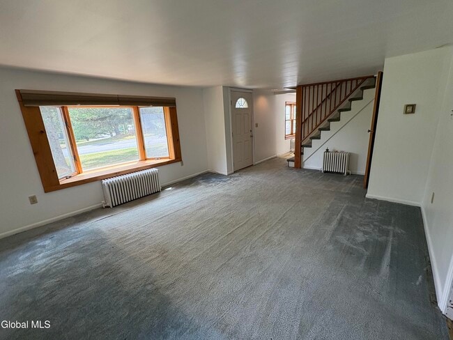 Photo - 160 Plant Rd