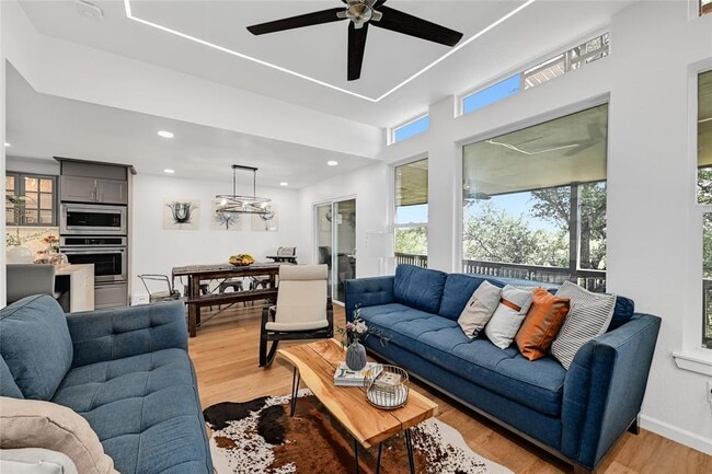 Photo - 225 Comanche Ln