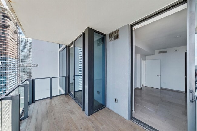 Photo - 88 SW 7th St Unit 2008