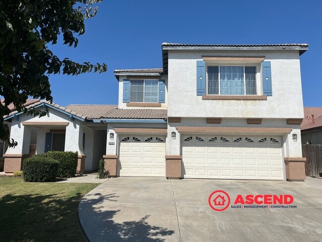 Building Photo - Spacious 5 Bedroom, 3 Bathroom Home with Pool in Northwest Bakersfield