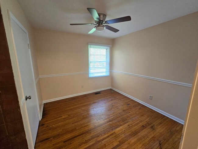Photo - 4 Bedroom 2 Bathroom Home