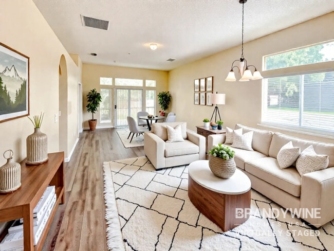 Photo - 2998 Bessent Rd