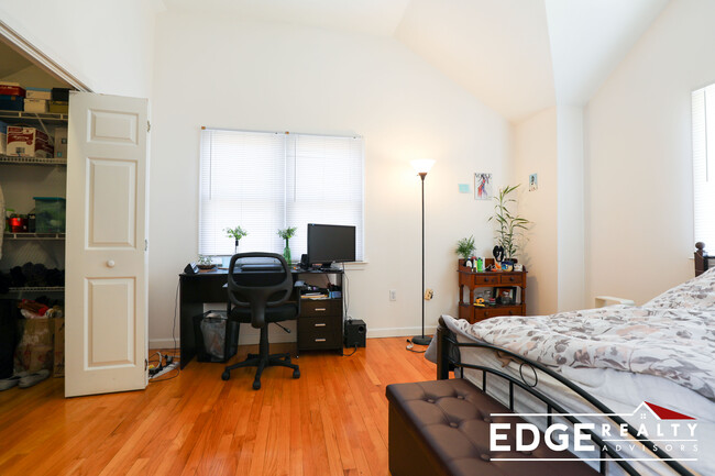 Photo - 254 Allston St Apartment