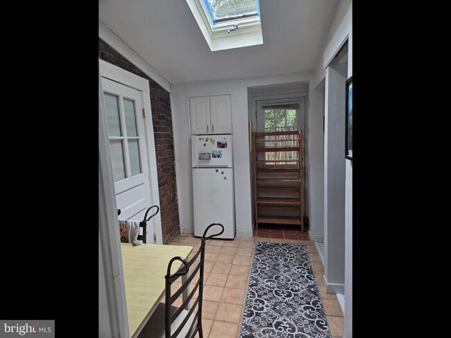 Photo - 2511 S Grant St