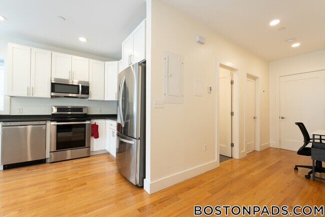 Photo - 36-38 Colonial Ave. Unit 38-1