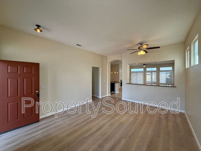 Photo - 1750 Wellington Ave