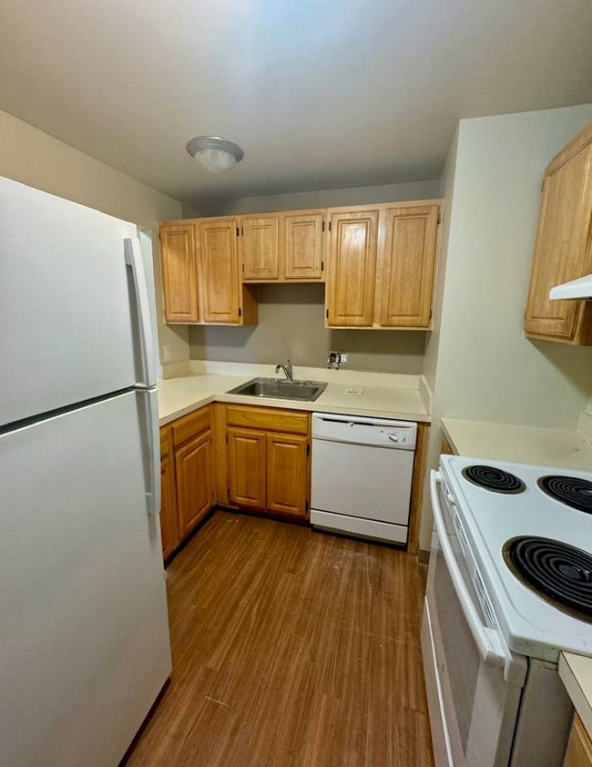 Building Photo - 66 Eutaw St Rental