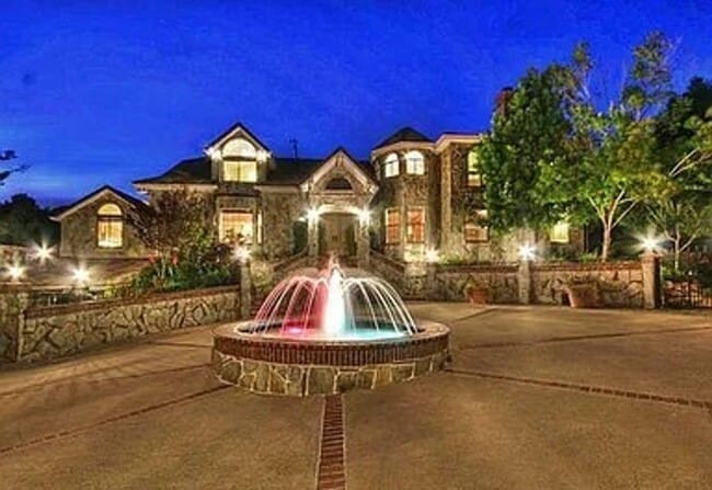 Photo - STUNNING LUXURY HOME WITH GORGEOUS SETTING...