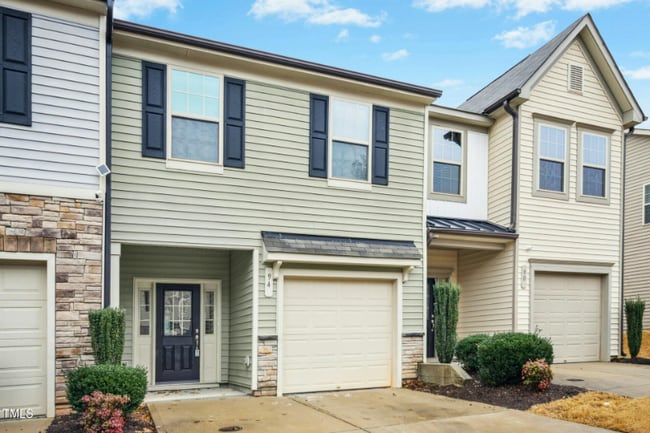 Photo - 94 E Grove Point Dr Townhome