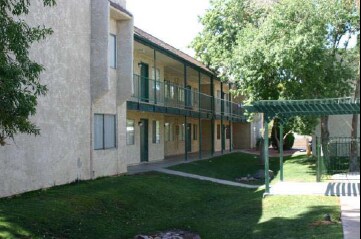 Photo - The Courtyards
