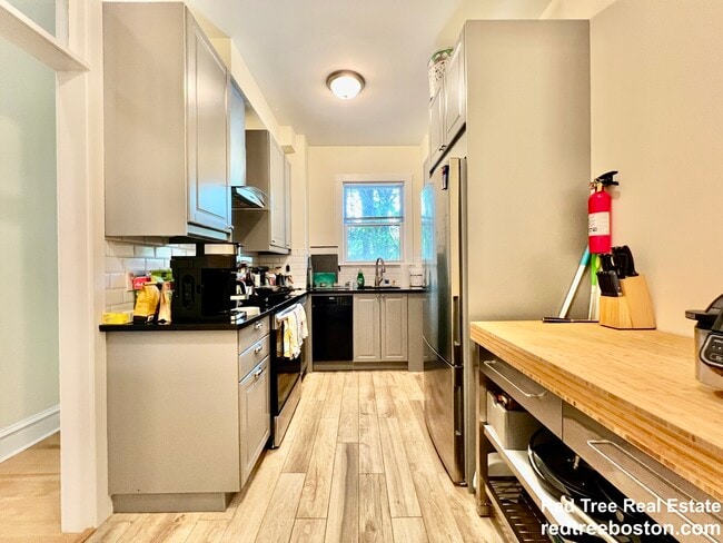 Photo - 14 Leamington Rd