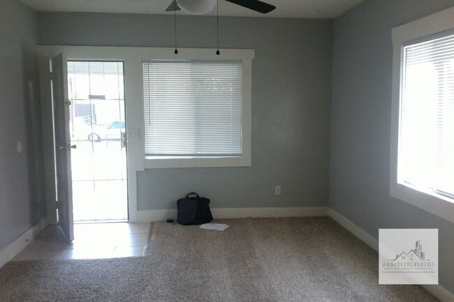 Photo - Cute Traditional. 3 Bedroom 1 bath home in Tower District.