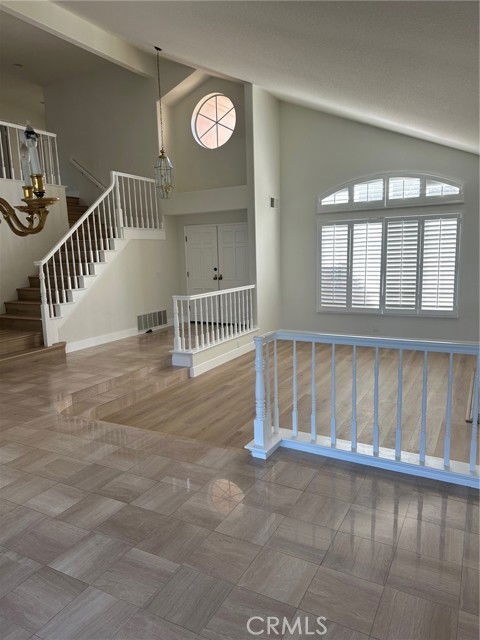 Photo - 28451 Fieldbrook