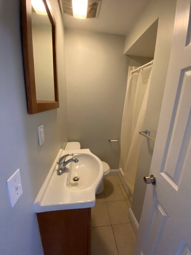 *Pictures are representative samples of the advertised unit. In some cases, the actual units you tou