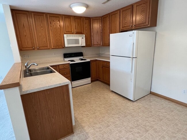 Photo - 2519 Bristol Dr Unit BR9-207