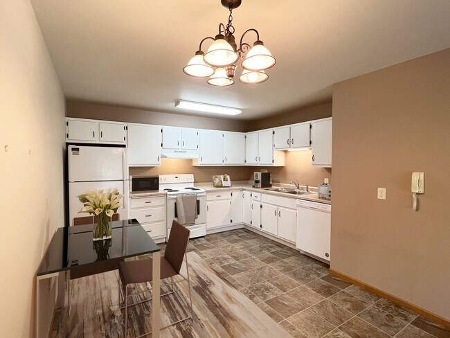 Photo - Gibson Estates