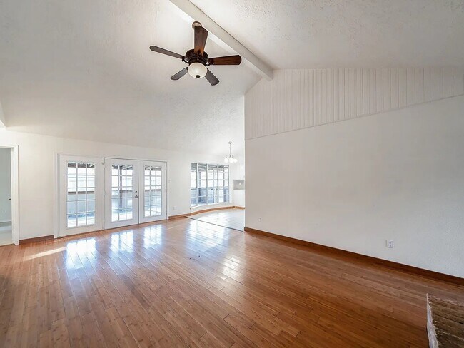 Photo - 16727 Royal Mile Ln