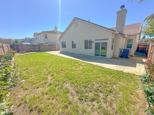 Photo - 2371 Wisconsin Ct