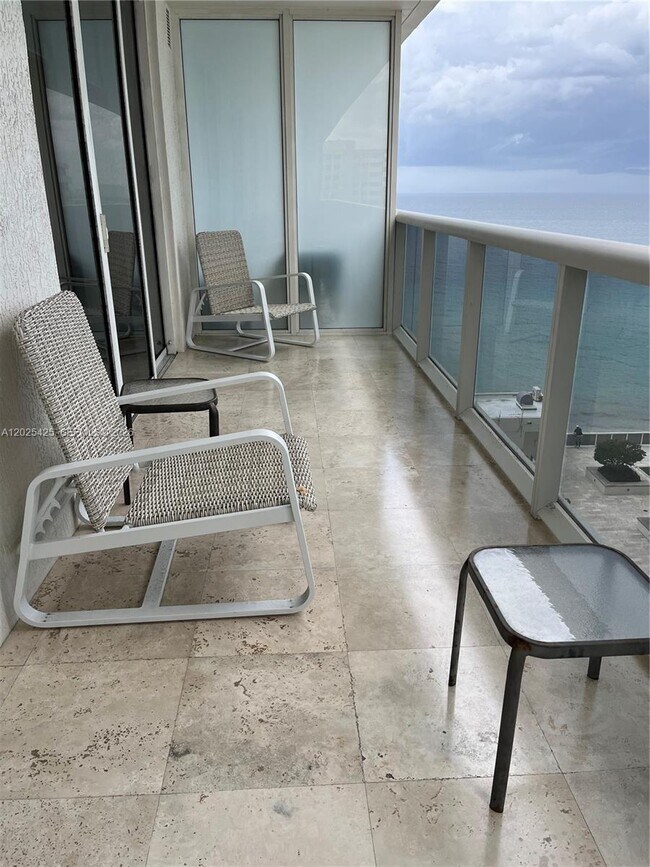 Photo - 1830 S Ocean Dr Unit 1404