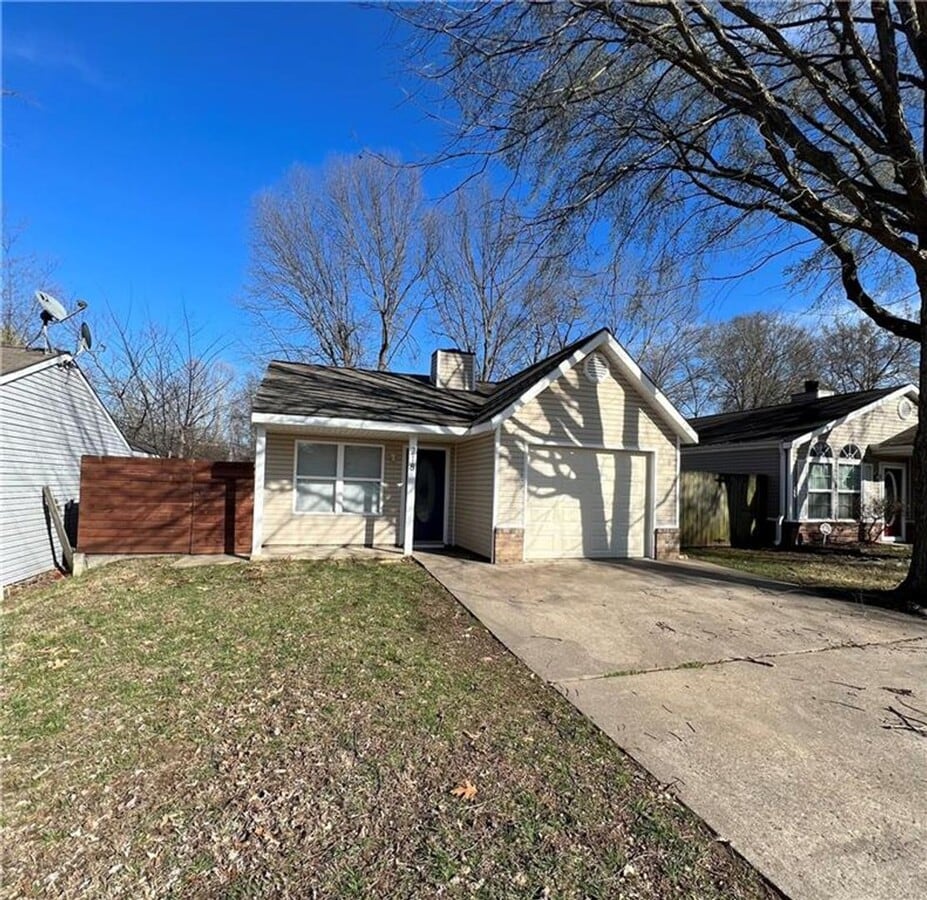 Charming 2 Bedroom in Bentonville! - Charming 2 Bedroom in Bentonville! House