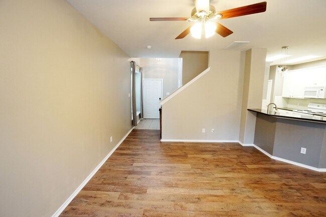 Photo - 126 E Stedhill Loop