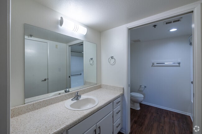 1BR, 1BA - 620SF - Bathroom - Cedar Creek Senior Apartments 55+