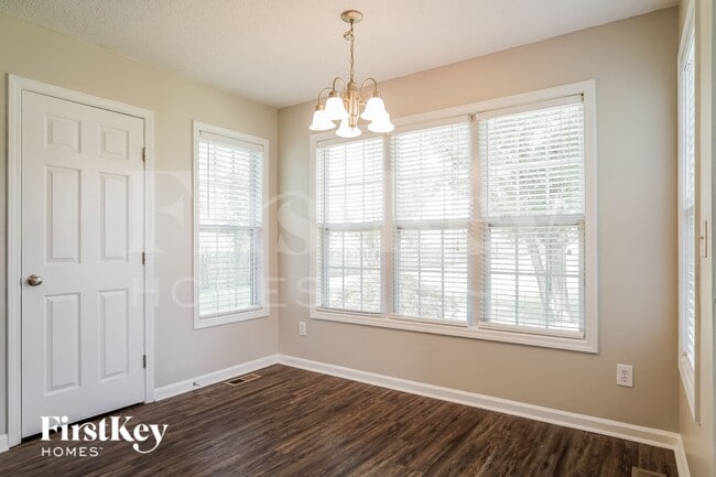 Photo - 94 Tylerstone Dr