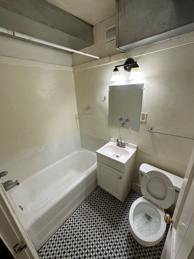 Photo - 4720 N 37th St. (8 Unit)