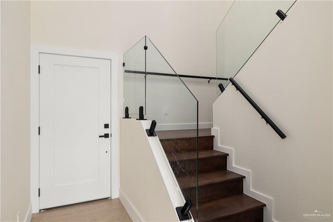 Photo - 19 S K Center St