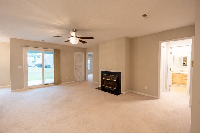 Photo - 2934 Mulberry Ln Unidad B