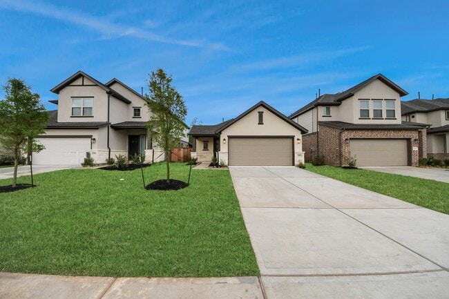 Building Photo - 31815 Autumn Spur Ln