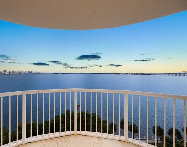 Photo - 1420 Brickell Bay Dr Condo Unit 1001