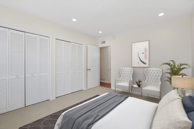 Photo - 15457 Moorpark St Unit 5