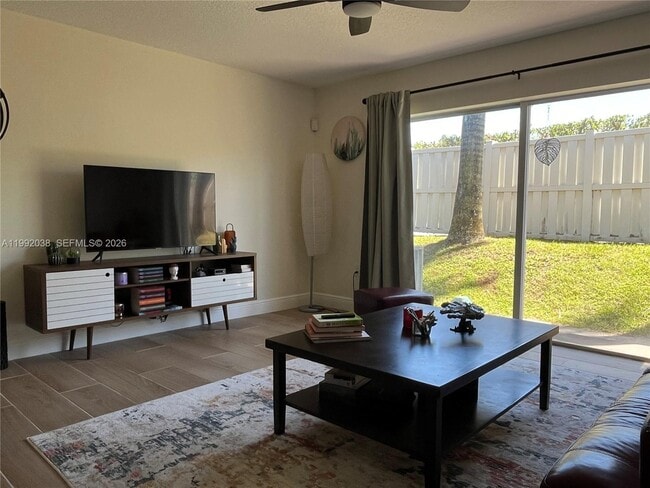 Photo - 12992 SW 32nd St