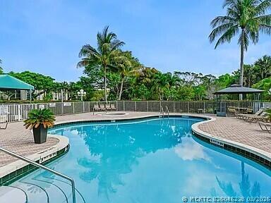 Building Photo - 955 Egret Cir Unit 211