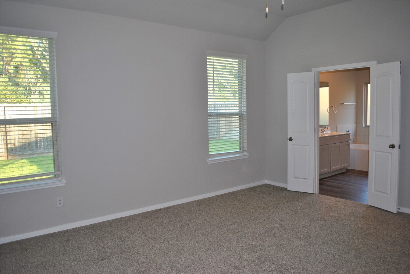 Photo - 14131 Lake Lodge Dr