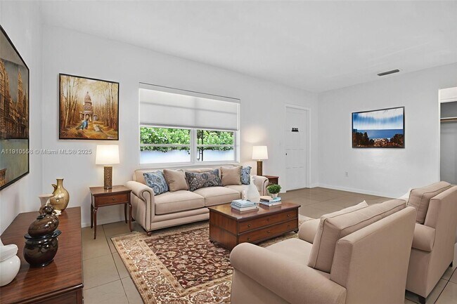 Photo - 2744 SW 23rd Terrace