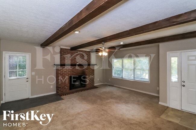 Photo - 3960 Watkins Way