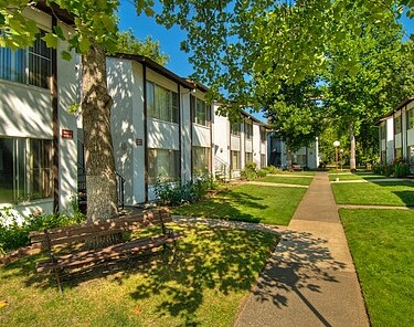 Heritage Plaza - Heritage Plaza Apartments