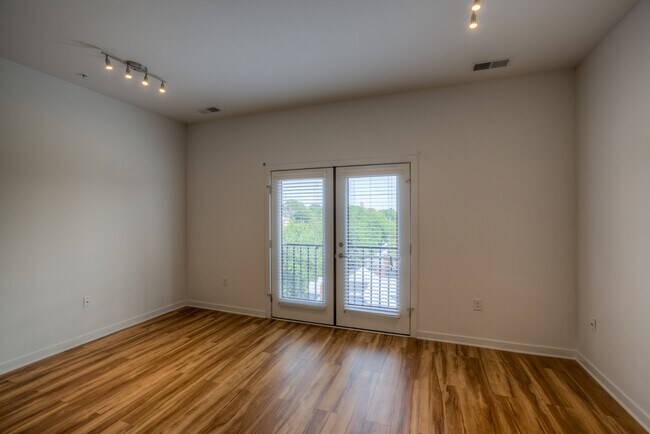 Photo - Blackstone Station