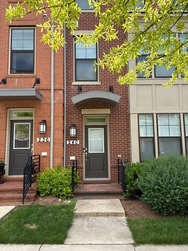 Photo - 240 Kepler Dr