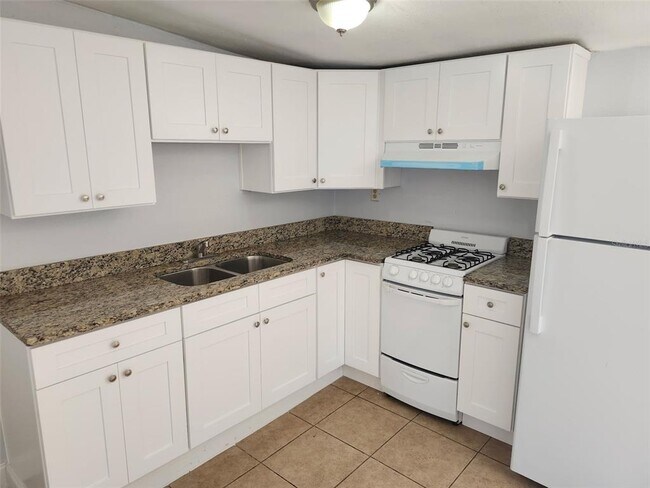 Photo - 1315 Waikiki Way