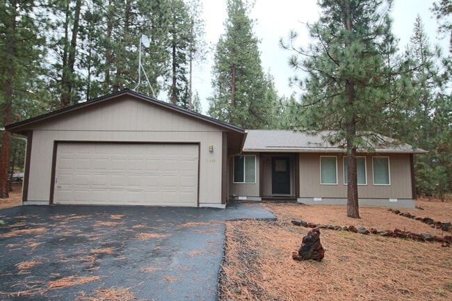 Building Photo - 14355 Brown Trout Rental