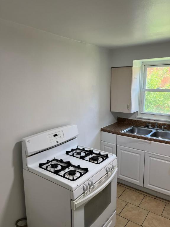 Photo - 6901 Walnut St