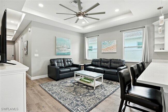 Photo - 10140 Carolina St